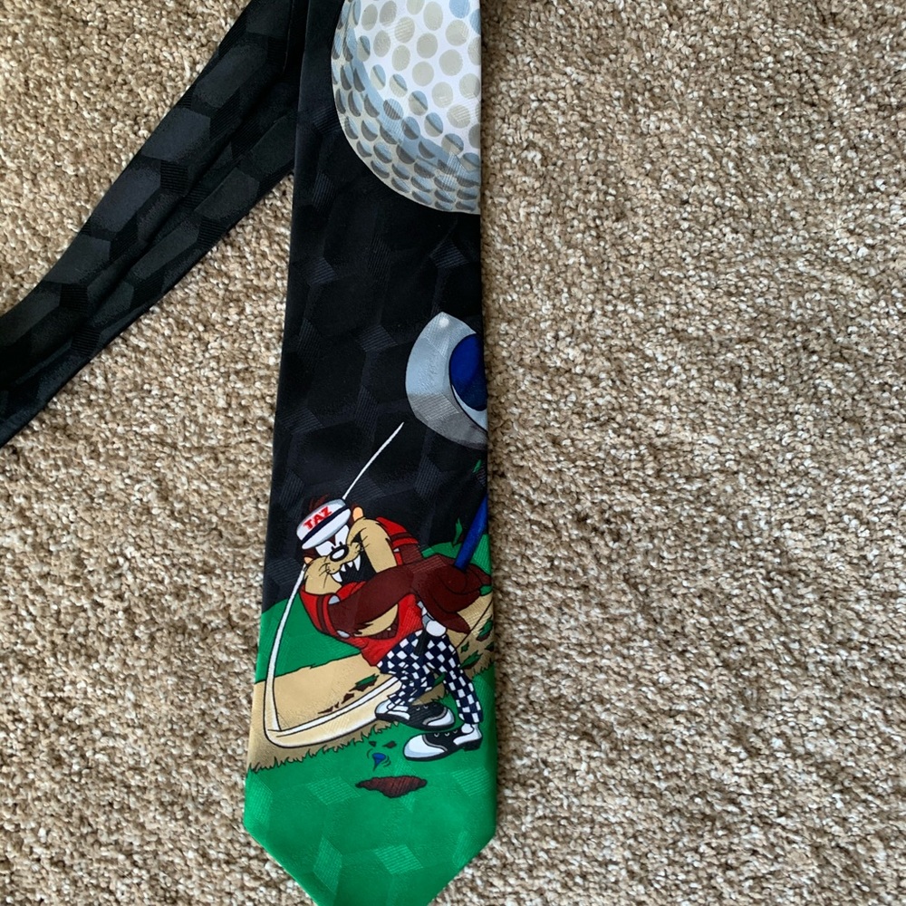 Vintage Looney Toons Taz Golfing Neck Tie - Picture 2 of 3